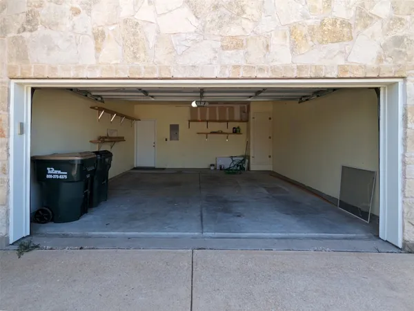 $2,100 | 4717 Lake Champlain Lane, Unit 167, Austin, TX 78754