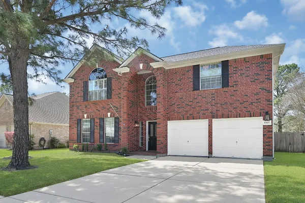 $2,900 | 8307 Summer Reef Drive, Houston, TX 77095