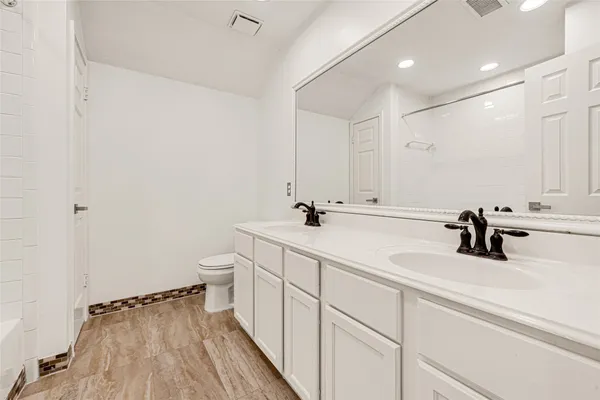 $2,900 | 8307 Summer Reef Drive, Houston, TX 77095