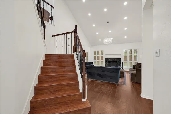 $2,900 | 8307 Summer Reef Drive, Houston, TX 77095