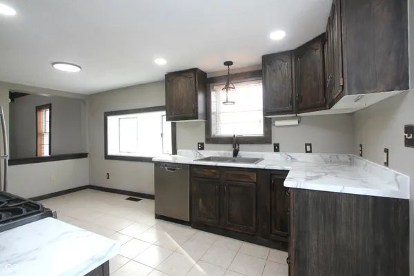 $233,500 | 3006 Huntsville Road, Pendleton, IN 46064