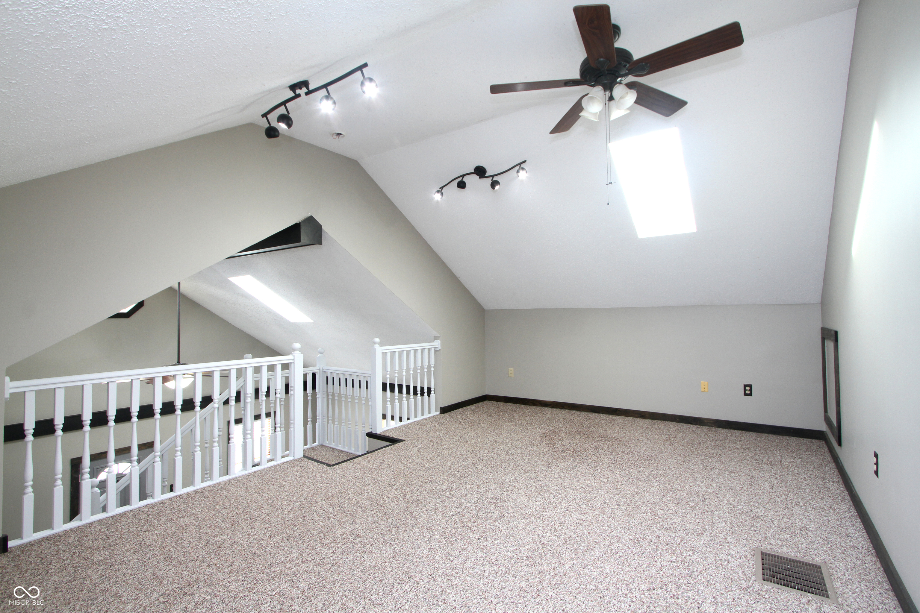 3006 Huntsville Road Pendleton, IN 46064 - Photo 22 of 27