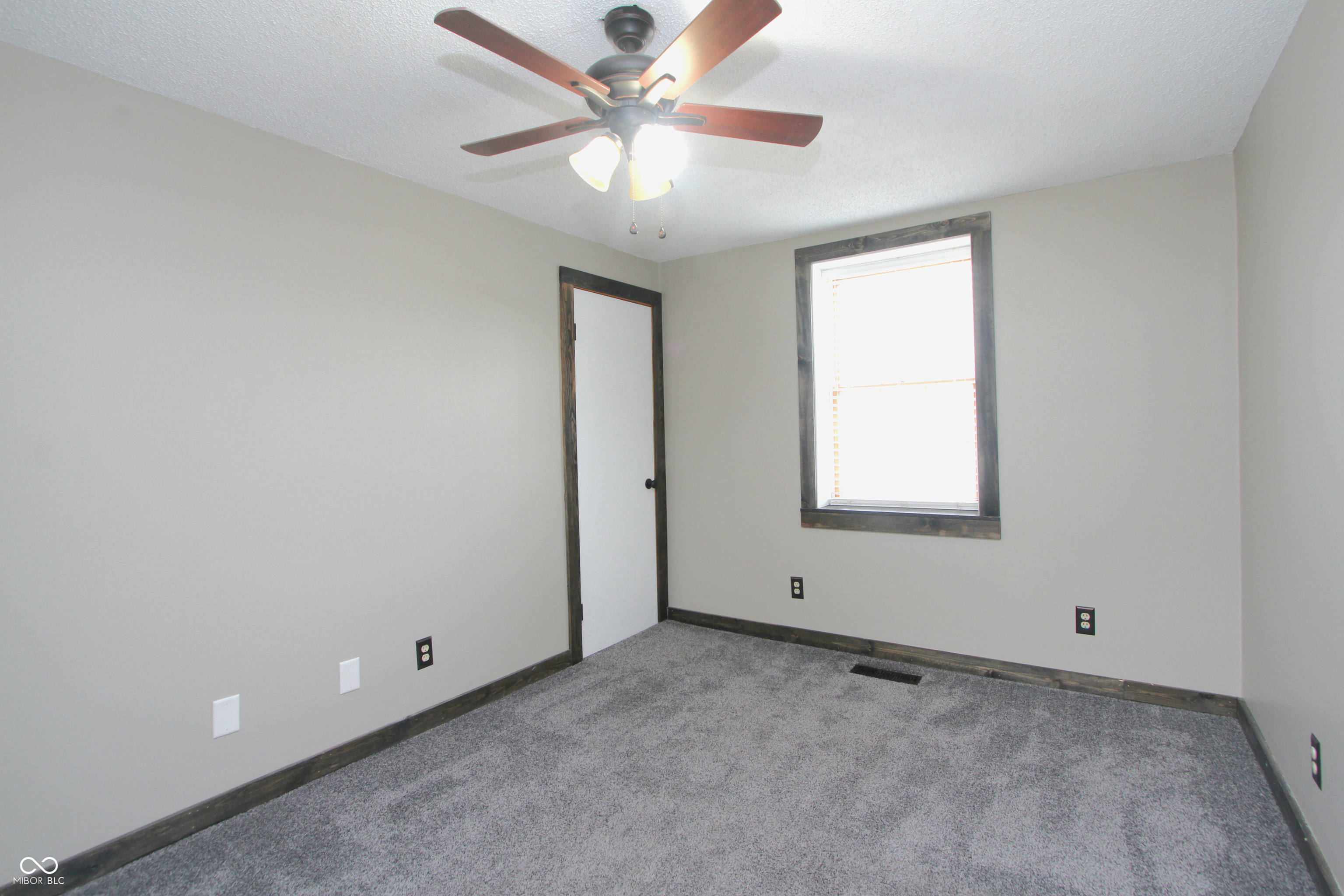 3006 Huntsville Road Pendleton, IN 46064 - Photo 10 of 27