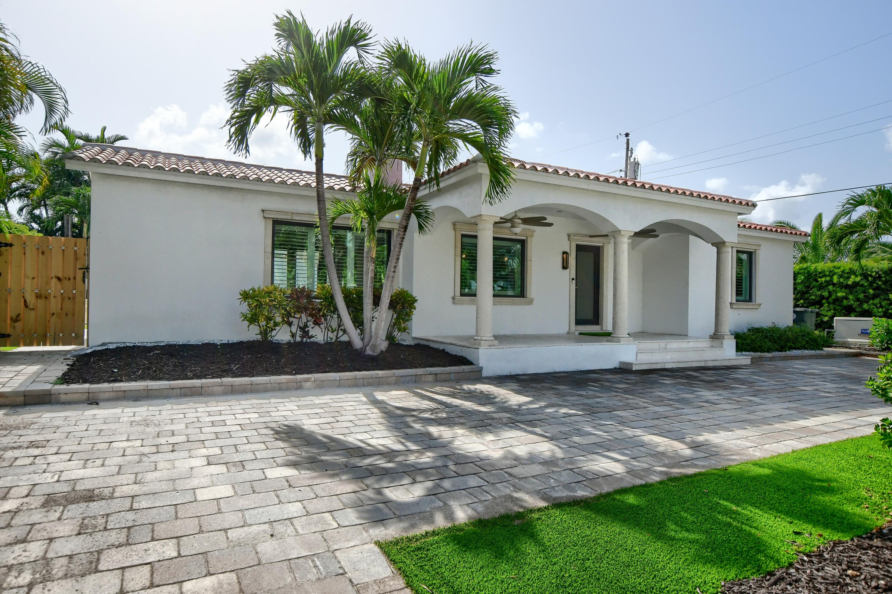 136 Northeast Olive Way Boca Raton, FL 33432 - Photo 54 of 71 03_ebf_0480-hdr(5)