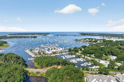 $1,295,000 | 1090 Shore Road, Unit 13, Pocasset, MA 02559