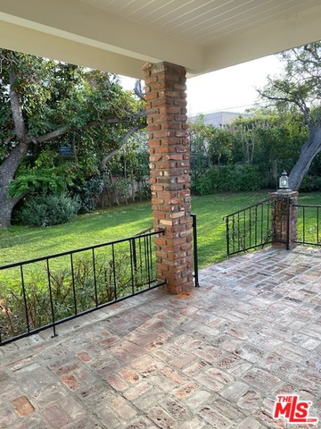 513 Foothill Road Beverly Hills, CA 90210 - Photo 6 of 21