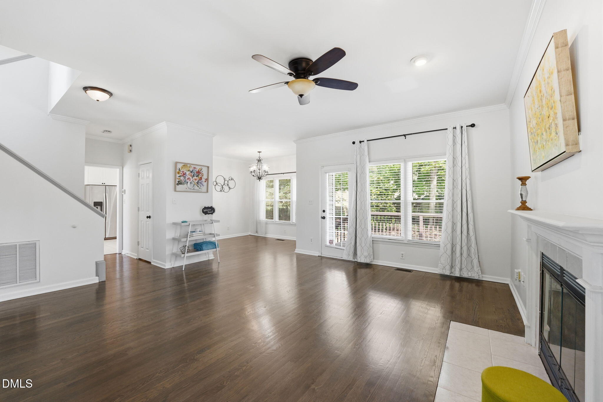 2201 Roswell Road Raleigh, NC 27615 - Photo 5 of 32 SO MUCH LIGHT!