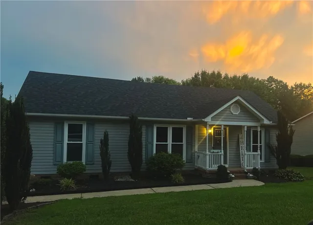 $259,000 | 448 Timberview Lane, Simpsonville, SC 29681