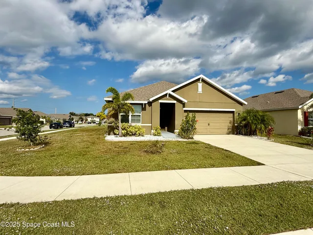 $2,350 | 135 Sorrento Drive, Cocoa, FL 32922