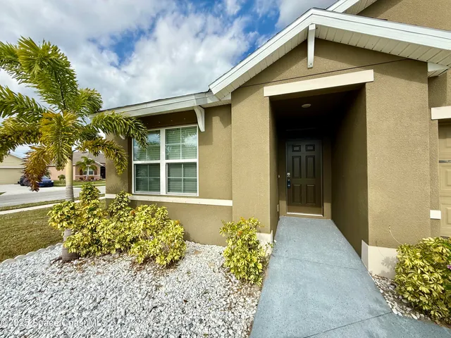 $2,350 | 135 Sorrento Drive, Cocoa, FL 32922