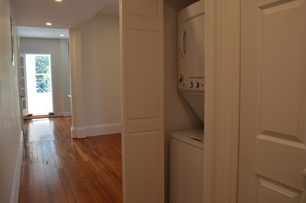 374 A Centre Street, Unit 3 Boston, MA 02130 - Photo 5 of 11 a view of walk in closet