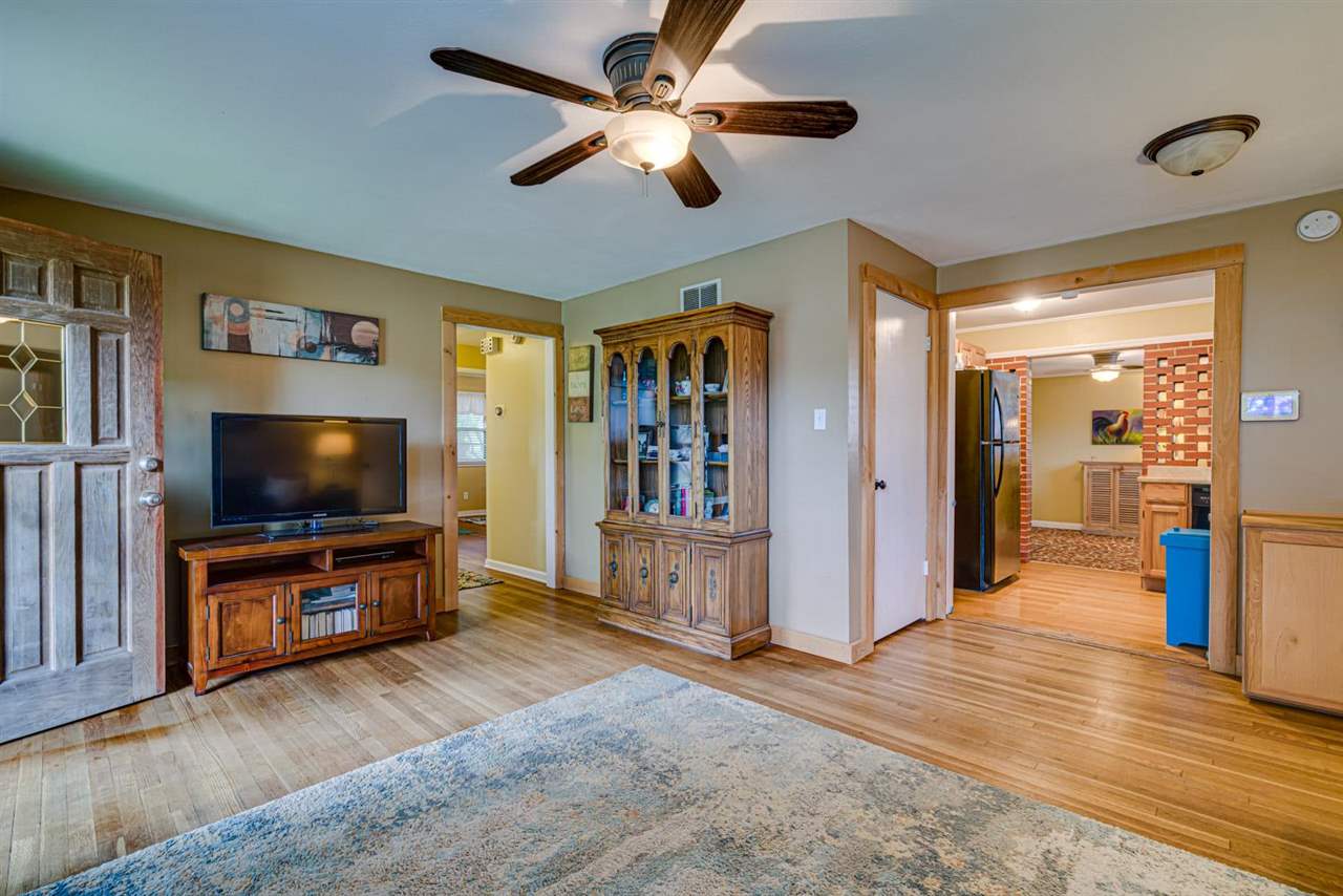 1276 Woodston Road Memphis, TN 38117 - Photo 5 of 18 Gallery Image 5