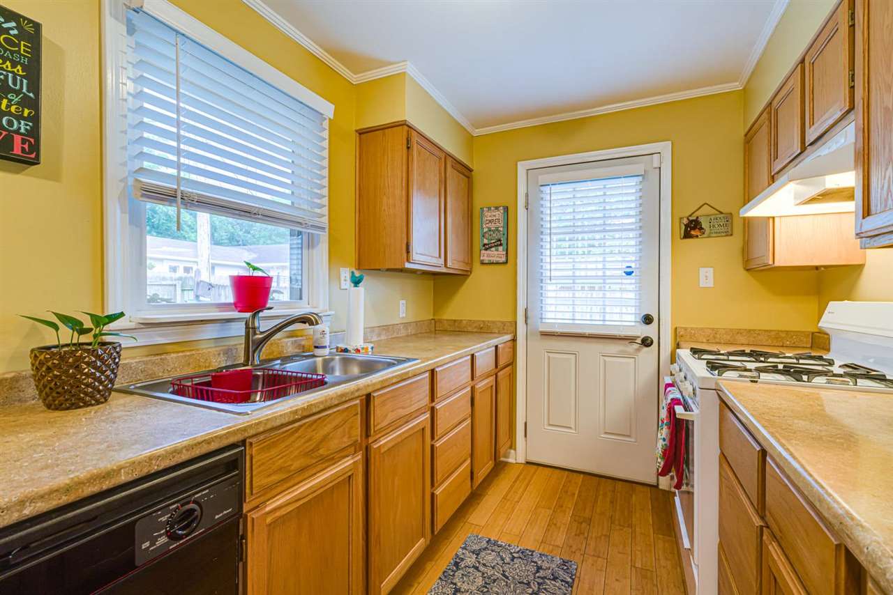 1276 Woodston Road Memphis, TN 38117 - Photo 7 of 18 Gallery Image 7