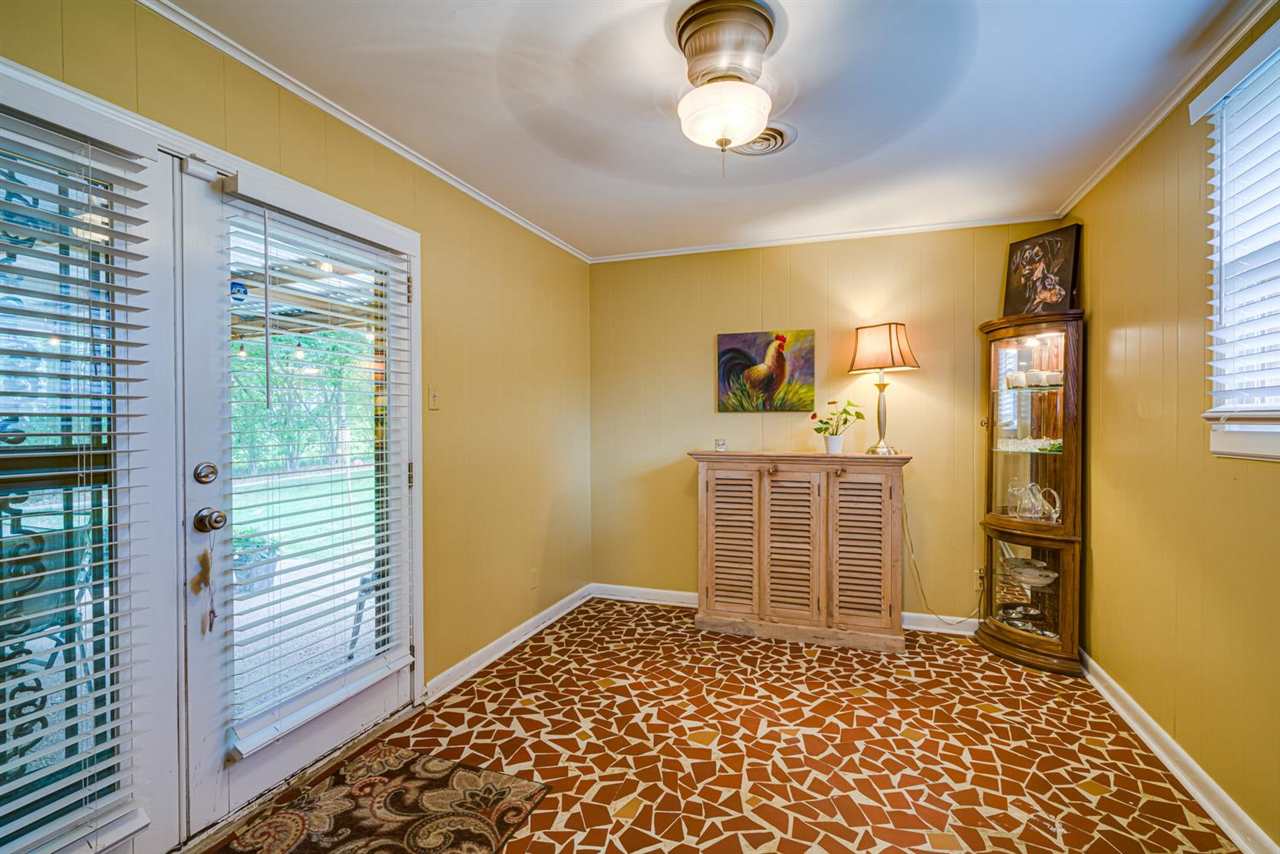1276 Woodston Road Memphis, TN 38117 - Photo 10 of 18 Gallery Image 10