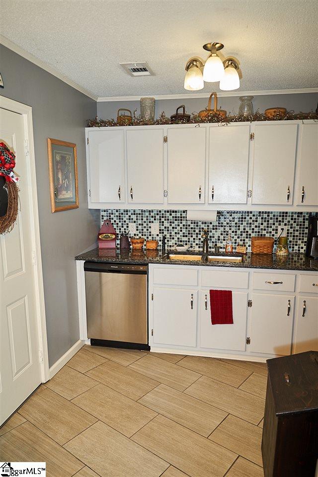 908 Davenport Road Simpsonville, SC 29680 - Photo 14 of 21 Gallery Image 14