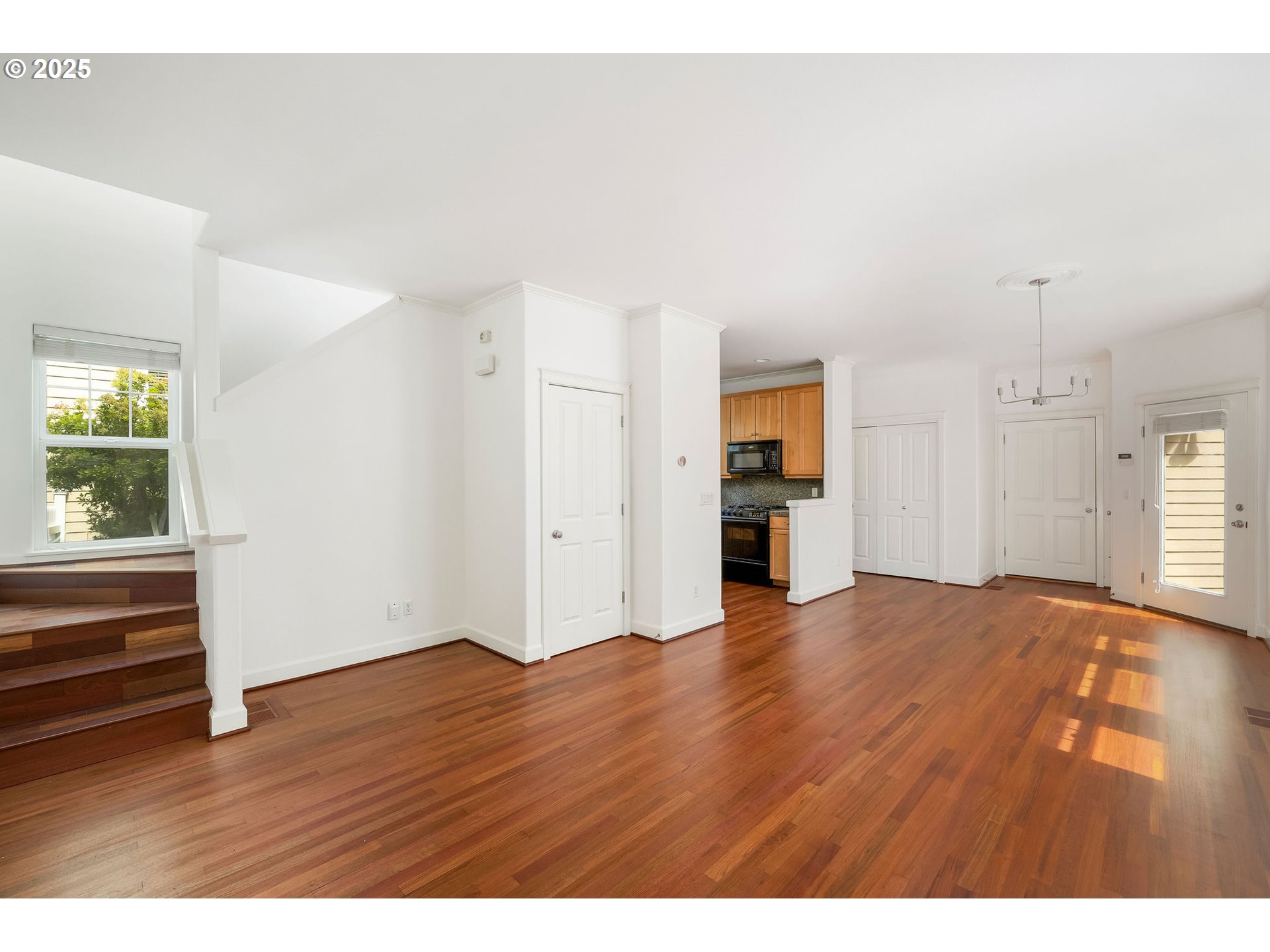 2456 Northwest Miller Road Portland, OR 97229 - Photo 11 of 35 Living Room/Dining Room