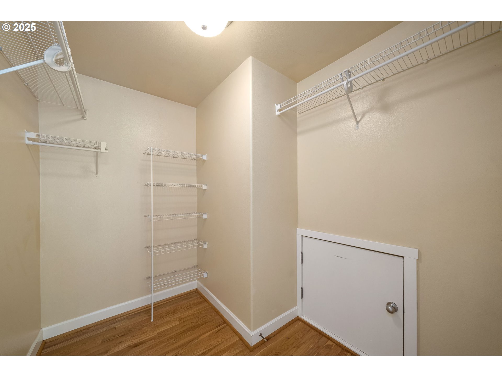 2456 Northwest Miller Road Portland, OR 97229 - Photo 23 of 35 Bedroom, Primary
