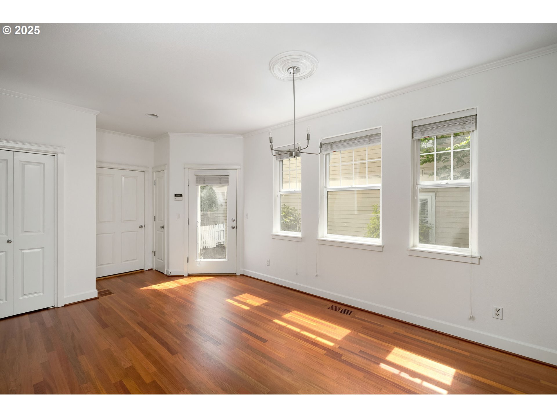 2456 Northwest Miller Road Portland, OR 97229 - Photo 9 of 35 Dining Area