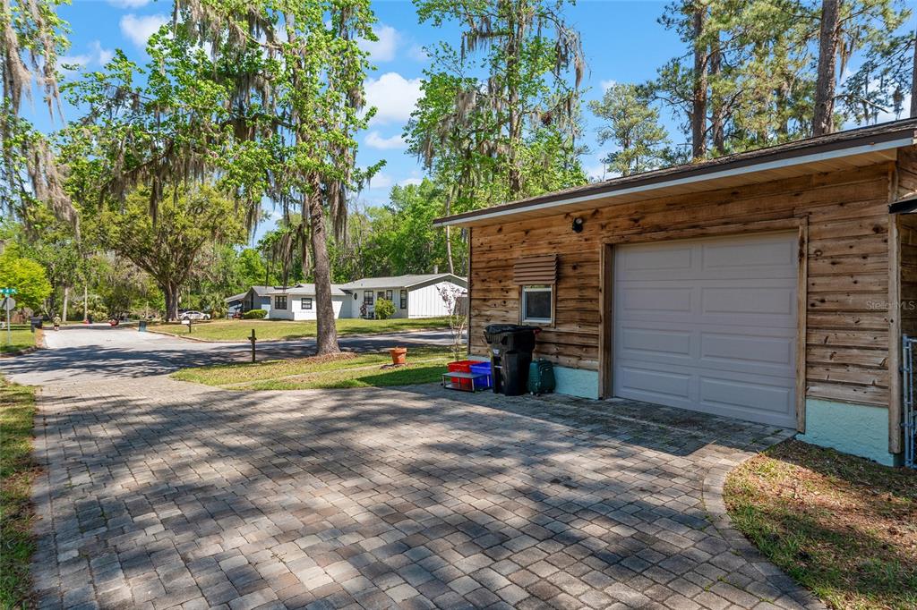 10219 Northwest 4th Place Gainesville, FL 32607 - Photo 16 of 54