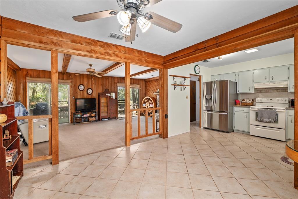 10219 Northwest 4th Place Gainesville, FL 32607 - Photo 39 of 54