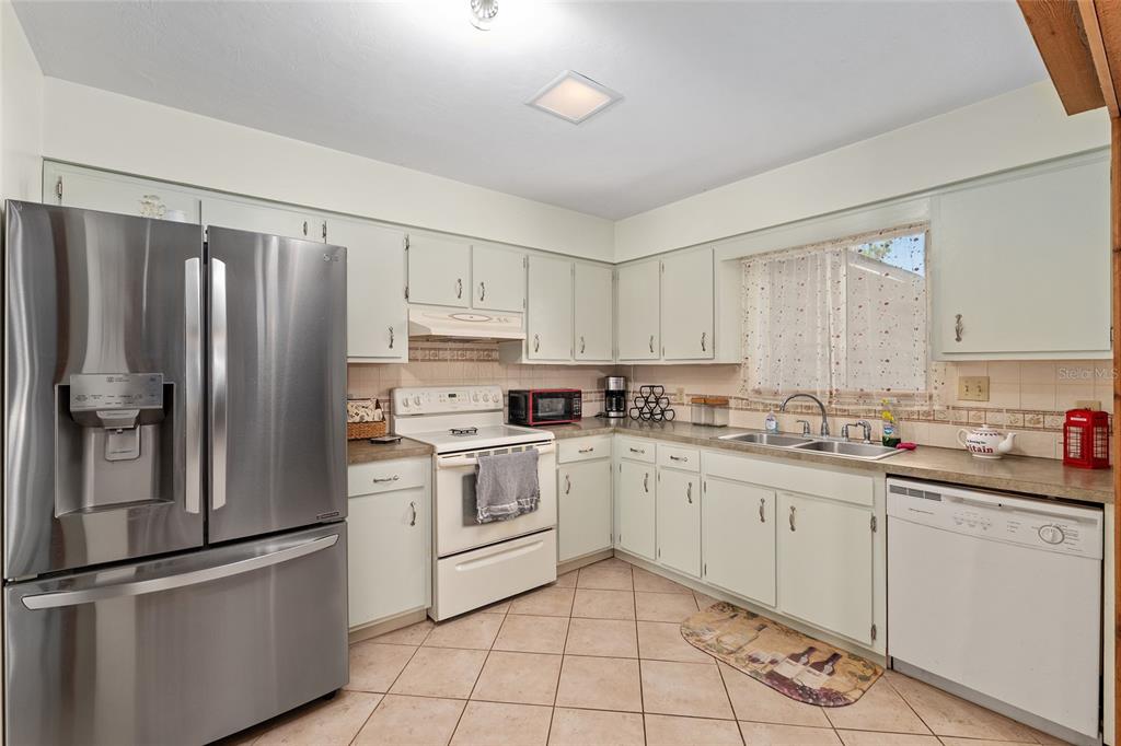 10219 Northwest 4th Place Gainesville, FL 32607 - Photo 50 of 54