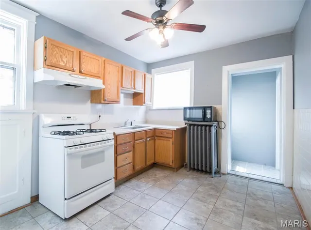 $249,900 | 5423 Christy Blvd Street, St. Louis, MO 63116