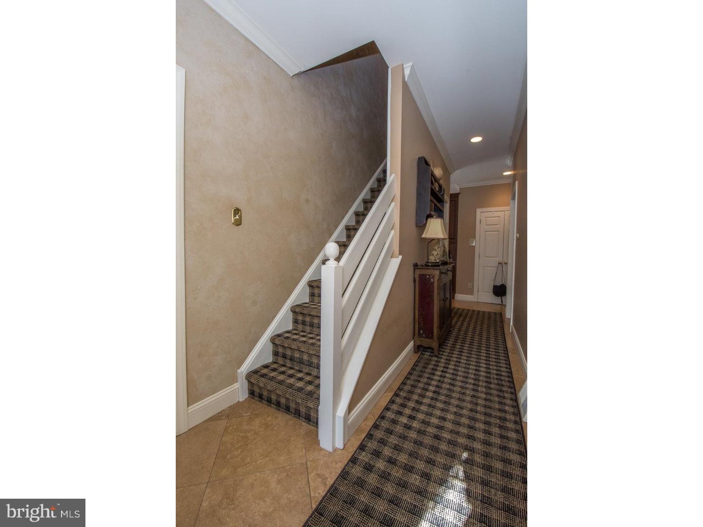 808 Caldwell Road Wayne, PA 19087 - Photo 22 of 25 Hallway