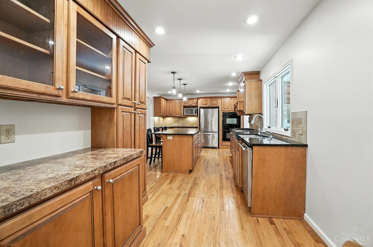 6807 Dawson Road Madeira, OH 45243 - Photo 18 of 99 Gallery Image 18
