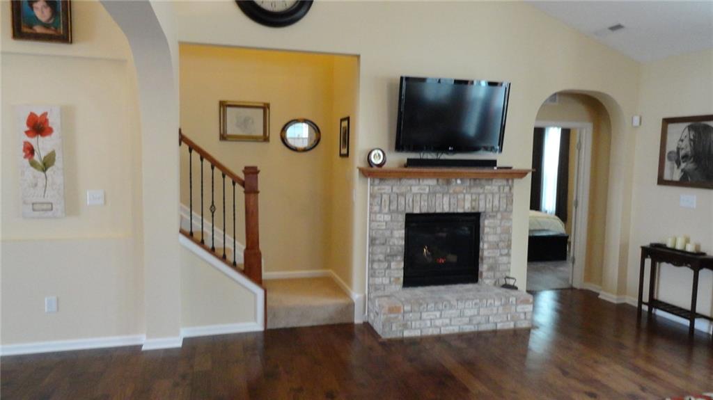 12482 Wolverton Way Fishers, IN 46037 - Photo 11 of 24 Gallery Image 11