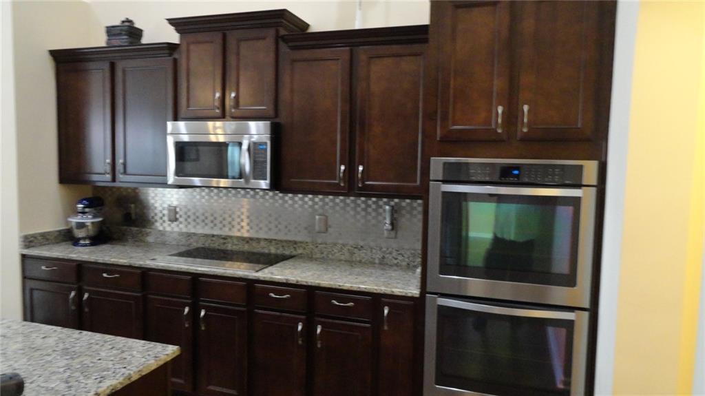 12482 Wolverton Way Fishers, IN 46037 - Photo 7 of 24 Gallery Image 7