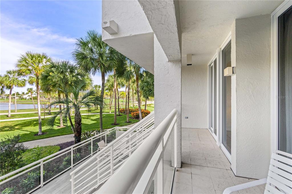 250 Sands Point Road, Unit 5106 Longboat Key, FL 34228 - Photo 19 of 37