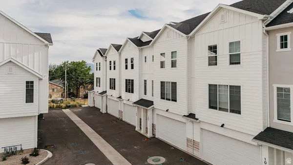 $495,000 | 688 East 500 South, Unit 104, Provo, UT 84606