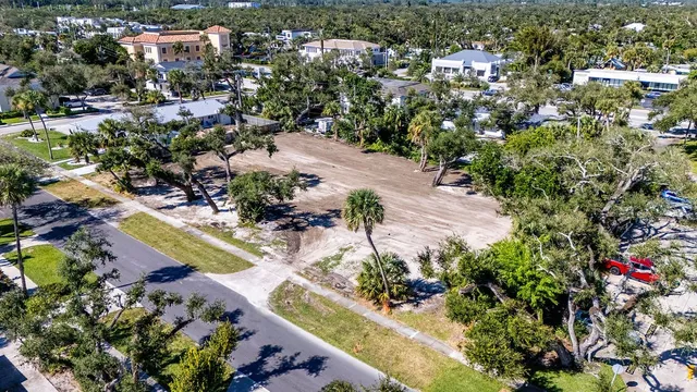 $1,995,000 | 641 Azalea Lane, Vero Beach, FL 32963
