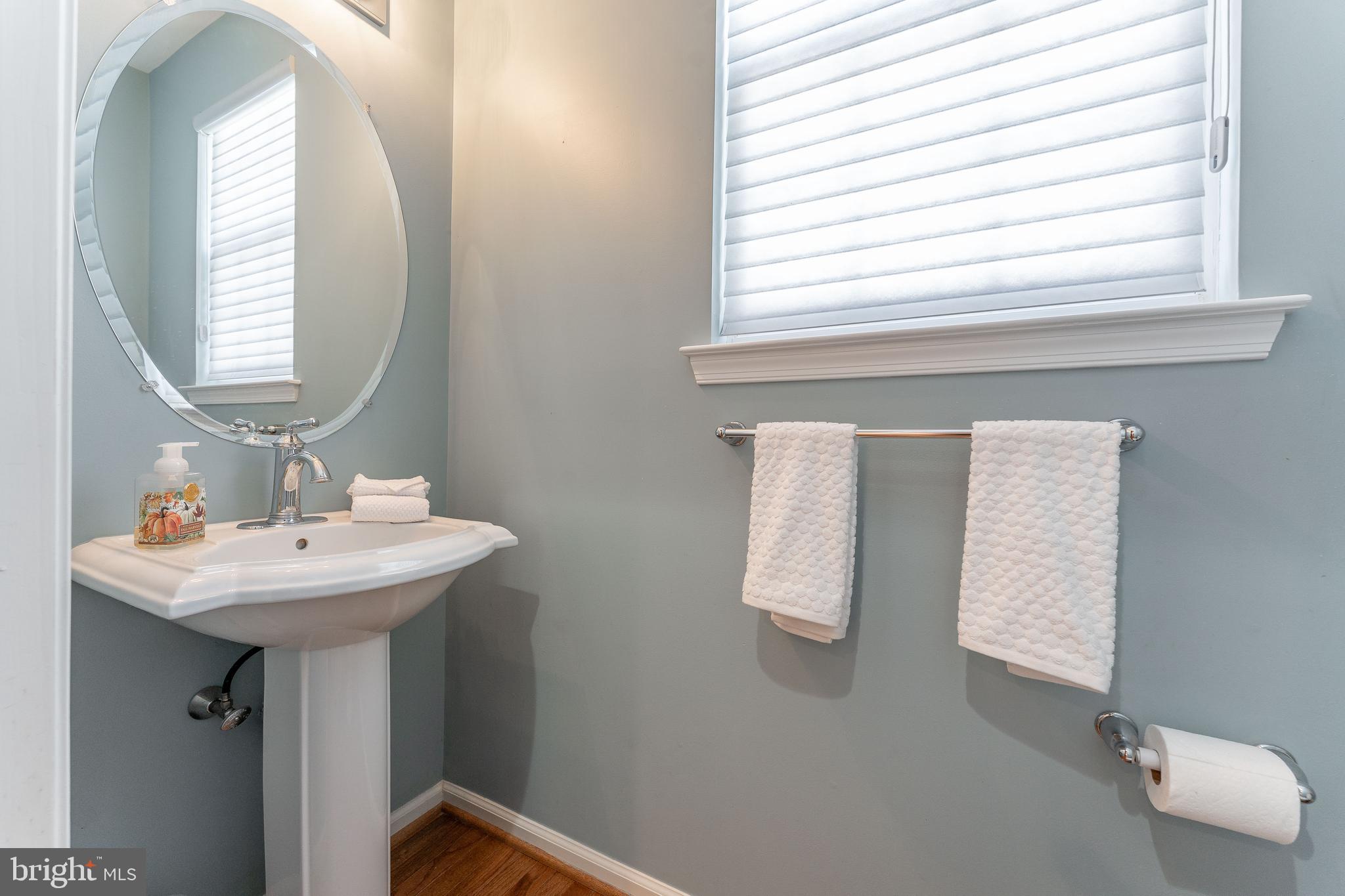 1180 Rupert Road Pottstown, PA 19464 - Photo 28 of 61 Main level half bath