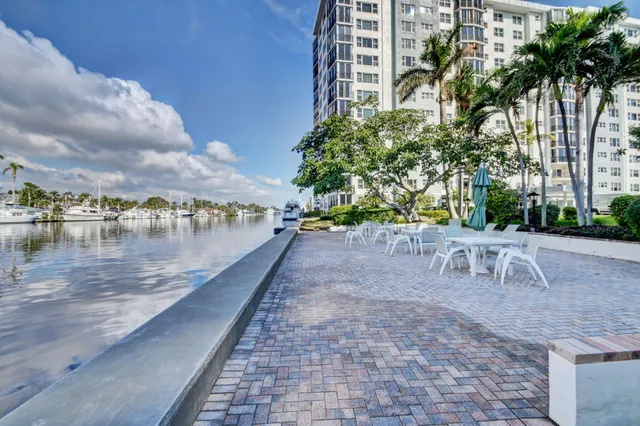 $975,000 | 220 Mac Farlane Drive, Unit S505, Delray Beach, FL 33483