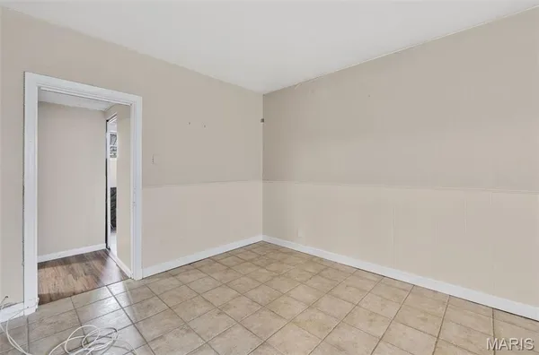 $220,000 | 7424 Lansdowne Avenue, Shrewsbury, MO 63119