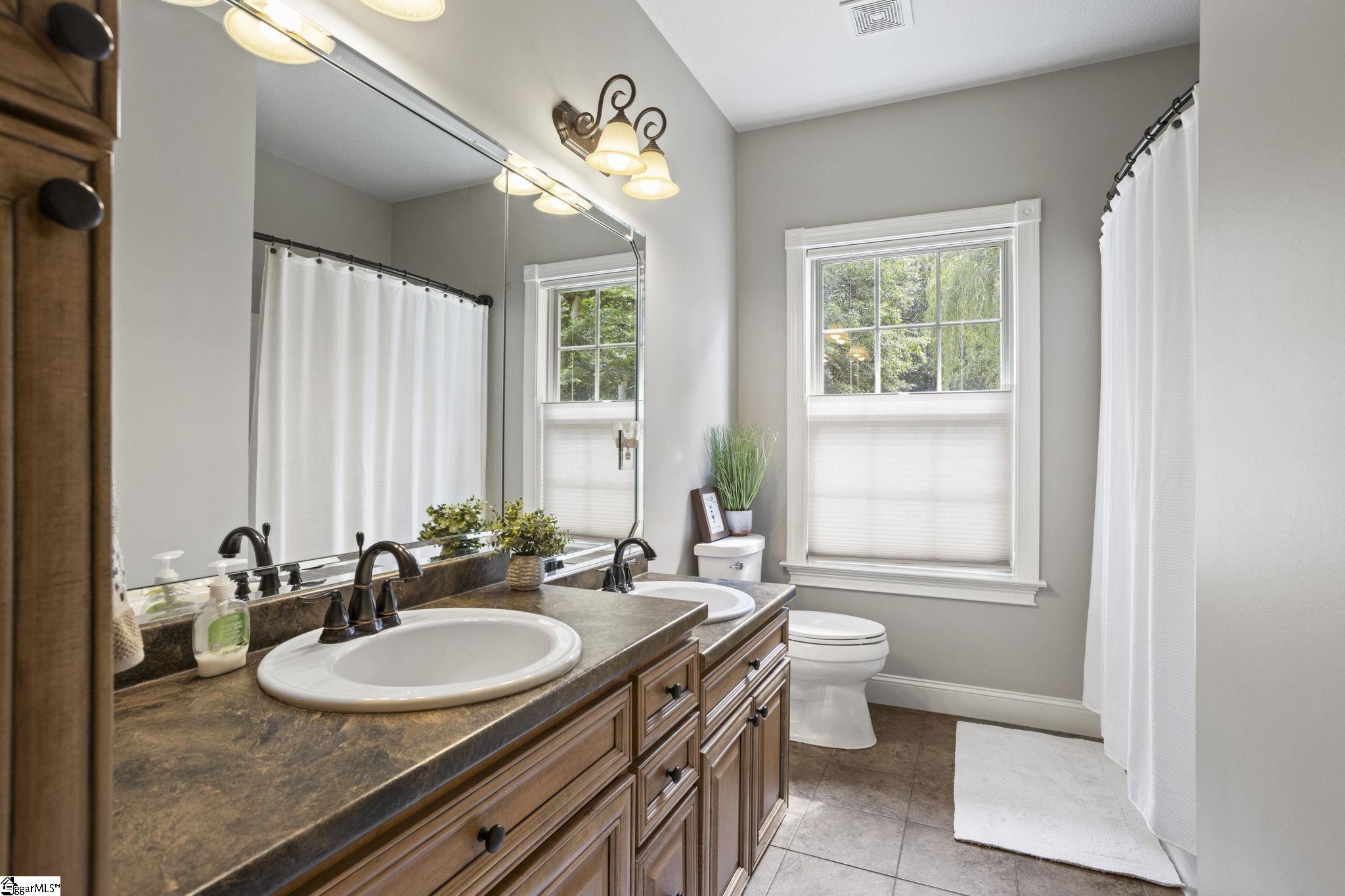 412 Isaqueena Drive Greer, SC 29651 - Photo 25 of 43 Gallery Image 25