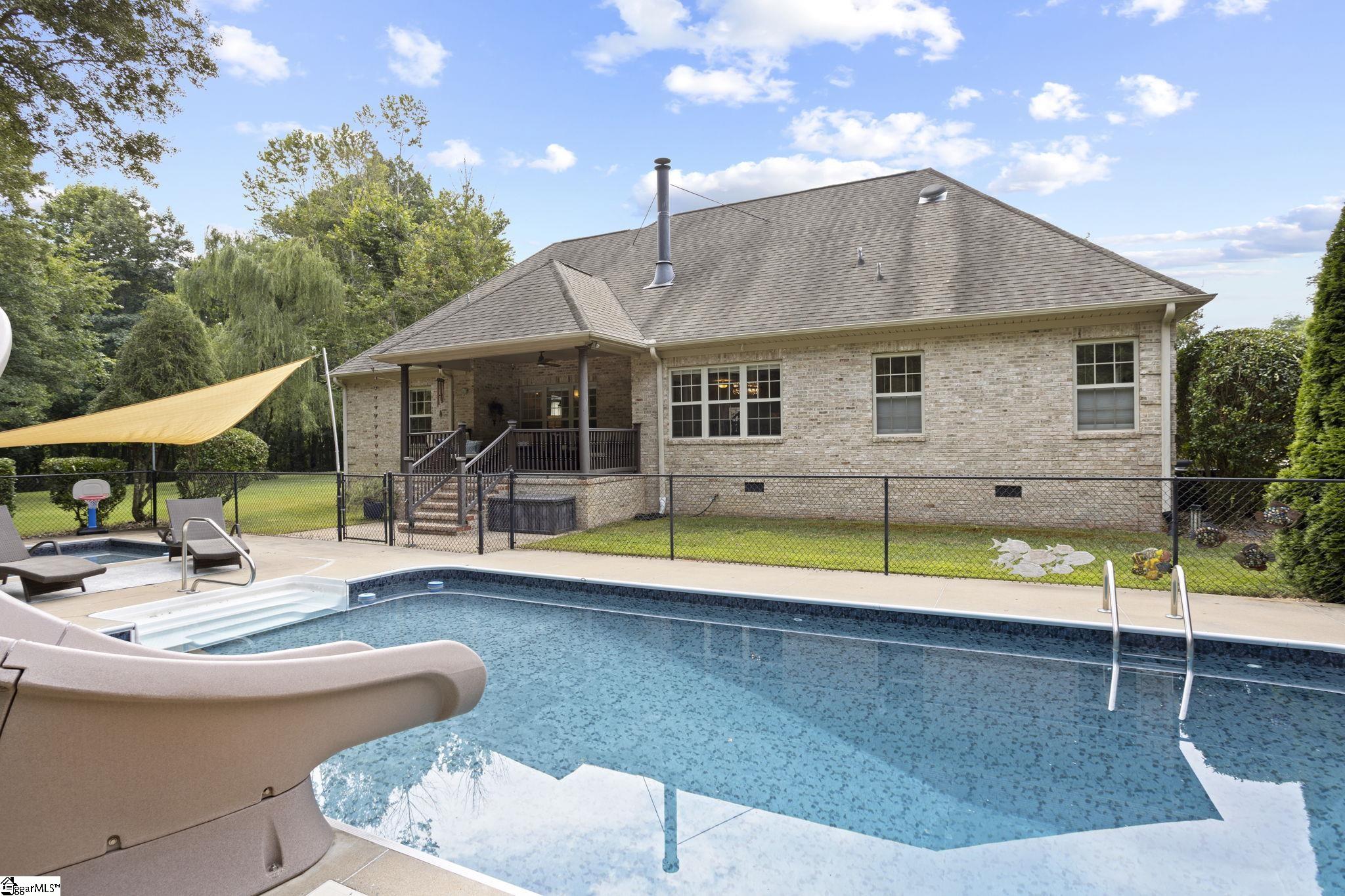 412 Isaqueena Drive Greer, SC 29651 - Photo 34 of 43 Gallery Image 34