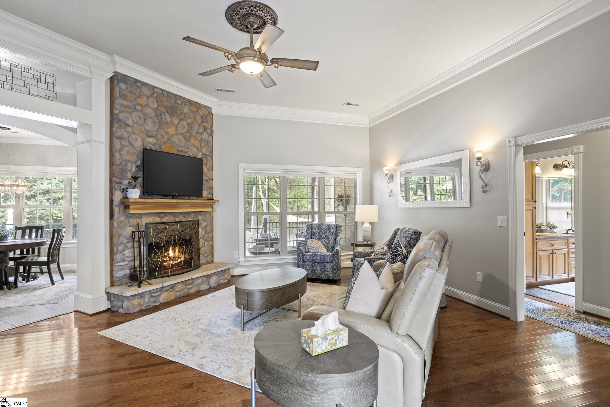 412 Isaqueena Drive Greer, SC 29651 - Photo 8 of 43 Gallery Image 8
