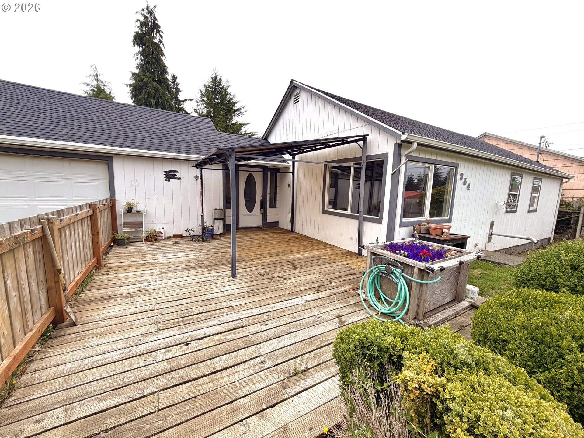 354 Radar Road Coos Bay, OR 97420 - Photo 3 of 23