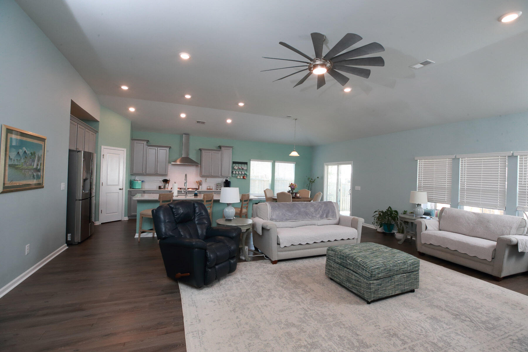 6013 Coral Berry Road Hanahan, SC 29410 - Photo 21 of 33 VFP_3777