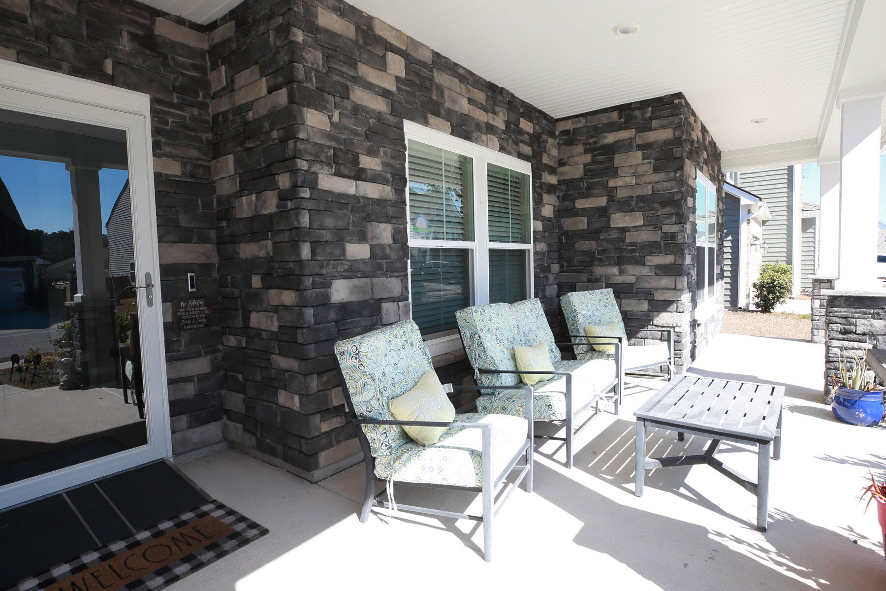 6013 Coral Berry Road Hanahan, SC 29410 - Photo 3 of 33 VFP_3827