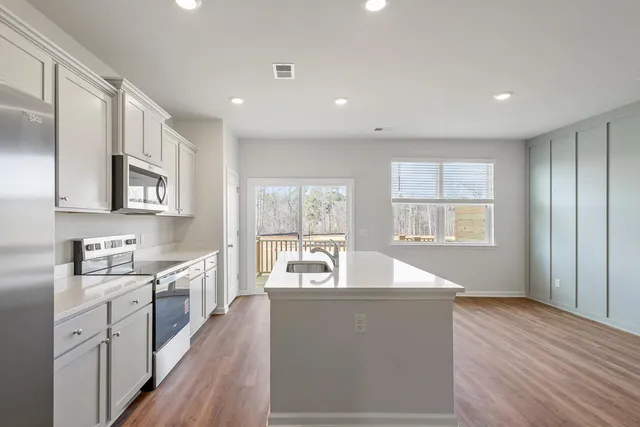 $284,900 | 124 Cypress Hollow Way, Santee, SC 29142