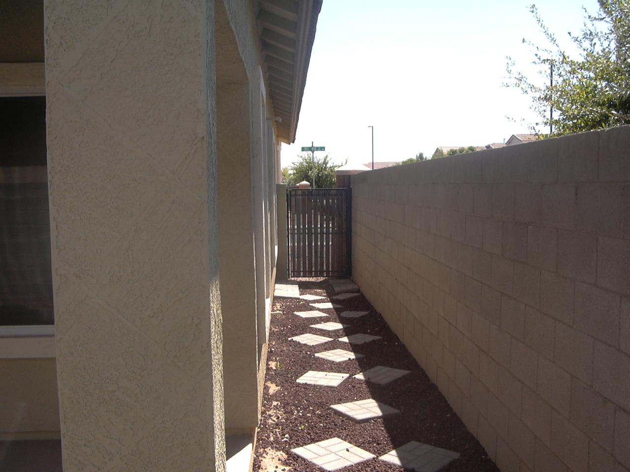 1834 East Del Rio Street Gilbert, AZ 85295 - Photo 14 of 18 Backyard Side