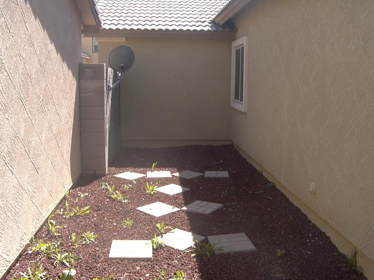 1834 East Del Rio Street Gilbert, AZ 85295 - Photo 15 of 18 Backyard Side 2