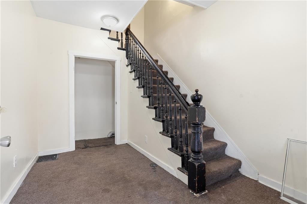 144 Ridge Avenue New Kensington, PA 15068 - Photo 21 of 44