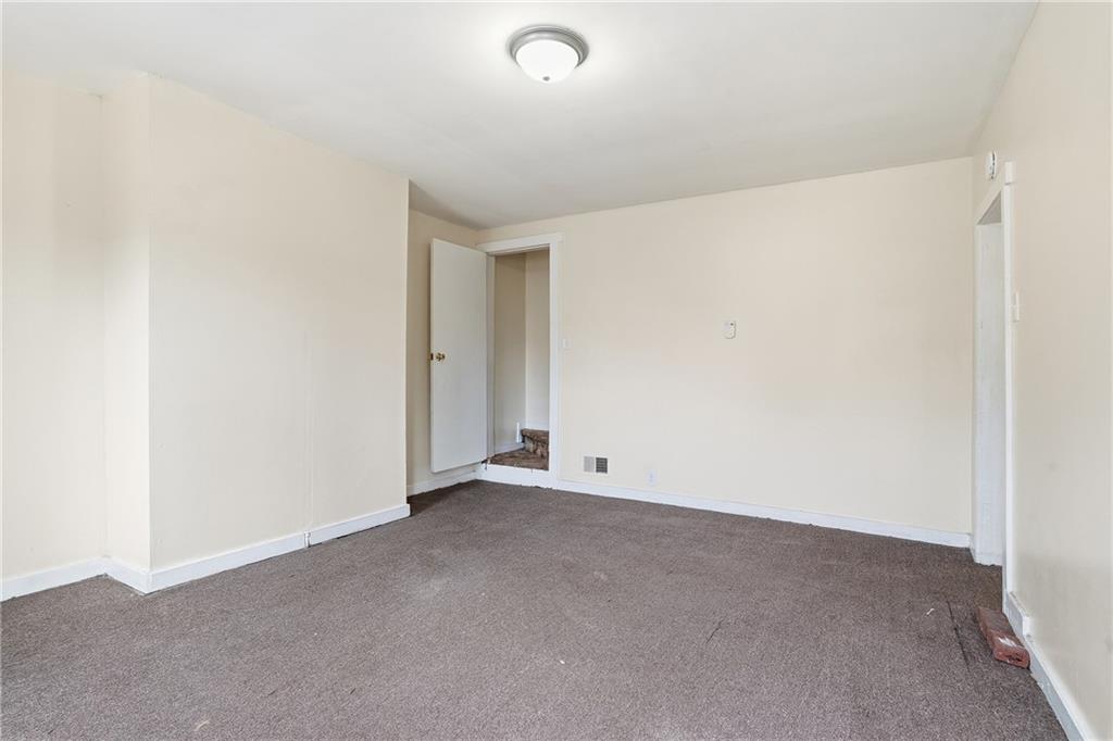 144 Ridge Avenue New Kensington, PA 15068 - Photo 31 of 44