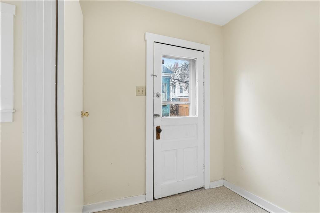 144 Ridge Avenue New Kensington, PA 15068 - Photo 8 of 44