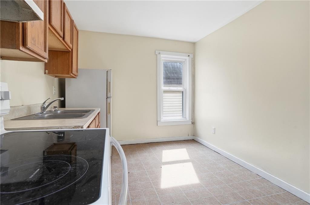 144 Ridge Avenue New Kensington, PA 15068 - Photo 9 of 44