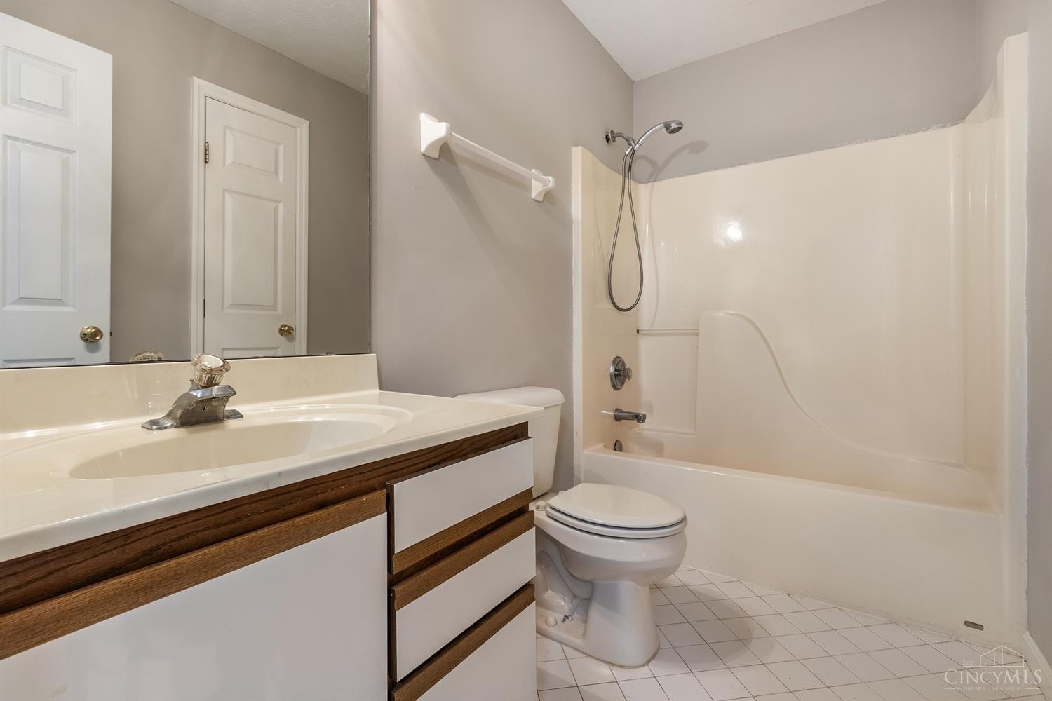 4211 Paul Road Cincinnati, OH 45238 - Photo 30 of 35 Gallery Image 30